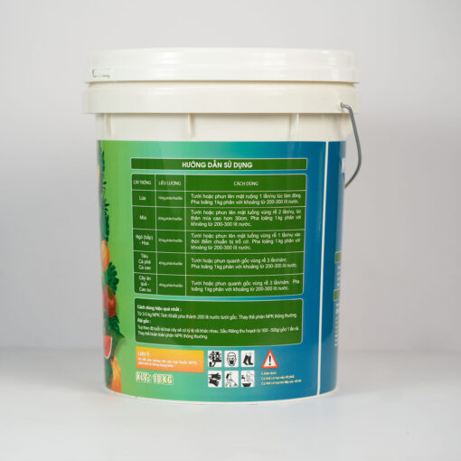 phân bột dinh dưỡng NPK 20-20-20